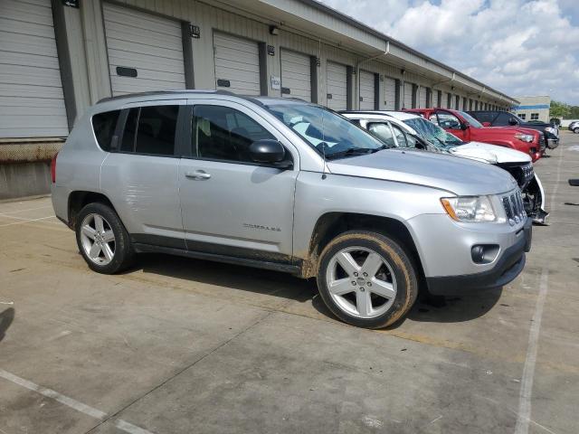 1C4NJCCB5DD181354 - 2013 JEEP COMPASS LIMITED SILVER photo 4
