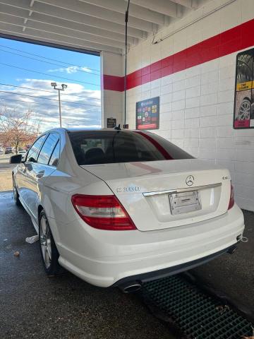 WDDGF8BB2BR147435 - 2011 MERCEDES-BENZ C 300 4MATIC WHITE photo 3