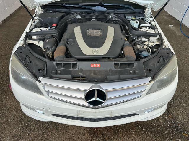 WDDGF8BB2BR147435 - 2011 MERCEDES-BENZ C 300 4MATIC WHITE photo 7