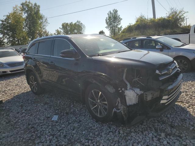 5TDJZRFH9HS423275 - 2017 TOYOTA HIGHLANDER SE CHARCOAL photo 4