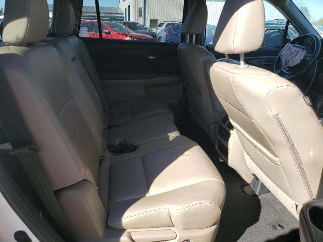 5FNYF6H51HB087327 - 2017 HONDA PILOT EXL WHITE photo 11