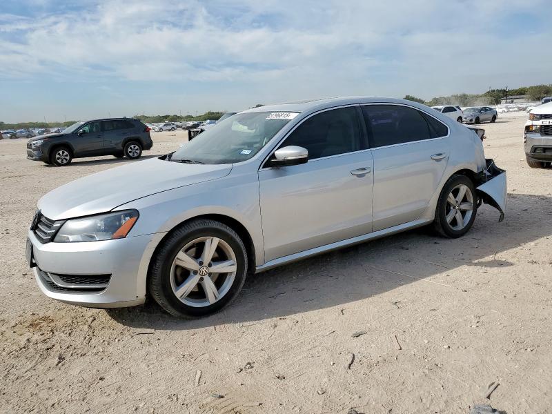 2013 VOLKSWAGEN PASSAT SE, 