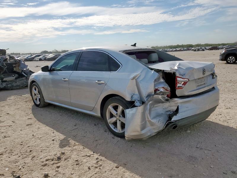 1VWBP7A31DC027344 - 2013 VOLKSWAGEN PASSAT SE Plata foto 2