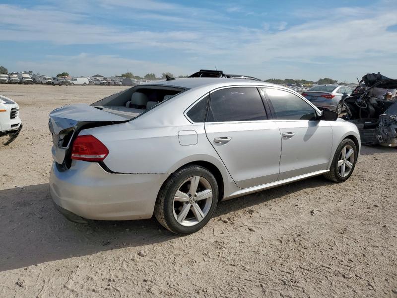 1VWBP7A31DC027344 - 2013 VOLKSWAGEN PASSAT SE Plata foto 3