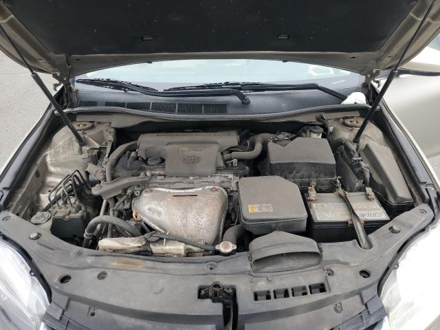 4T1BF1FK0HU767689 - 2017 TOYOTA CAMRY LE Արծաթագույն լուսանկար 11