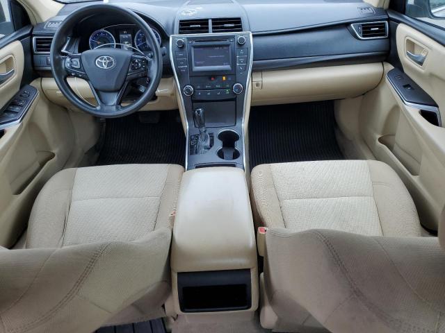 4T1BF1FK0HU767689 - 2017 TOYOTA CAMRY LE Արծաթագույն լուսանկար 8