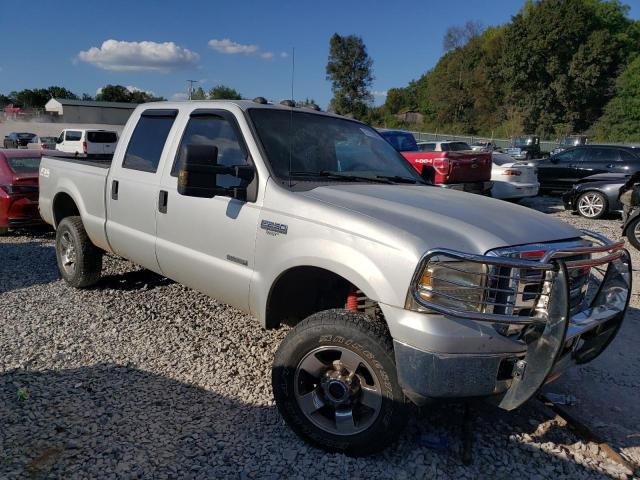 1FTSW21P36EA10189 - 2006 FORD F250 SUPER DUTY 银色 照片 4