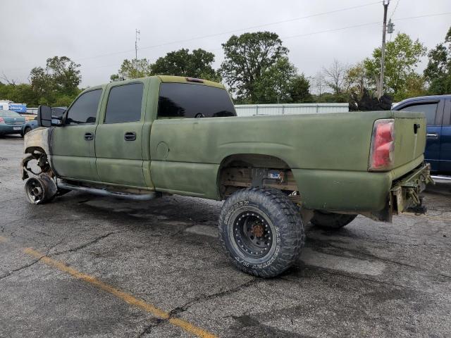 1GCHK232X5F943958 - 2005 CHEVROLET SILVERADO K2500 HEAVY DUTY GREEN photo 2
