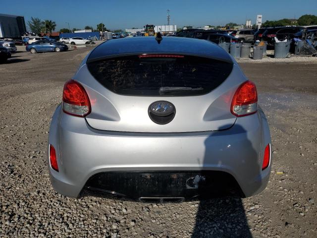 KMHTC6AD9DU136551 - 2013 HYUNDAI VELOSTER 银色 照片 6