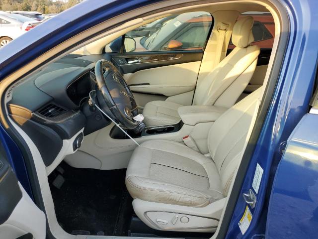 5LMCJ4C91GUJ26813 - 2016 LINCOLN MKC BLACK LABEL Blau Foto 7