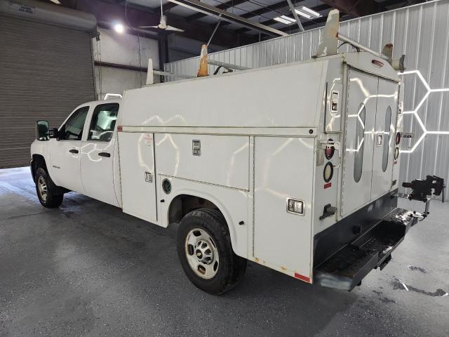 1GB1KVC87DF160753 - 2013 CHEVROLET SILVERADO K2500 HEAVY DUTY WHITE photo 2