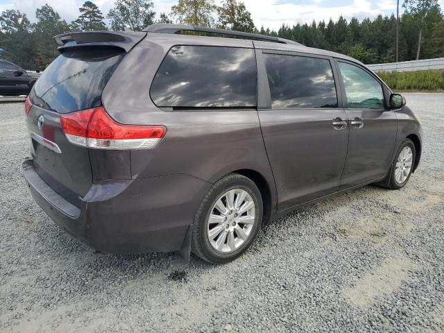 5TDYK3DC5BS125577 - 2011 TOYOTA SIENNA XLE 灰色 照片 3