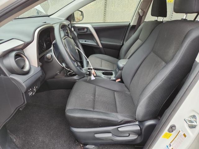 JTMBFREV2JJ727183 - 2018 TOYOTA RAV4 LE თეთრი ფოტო 7