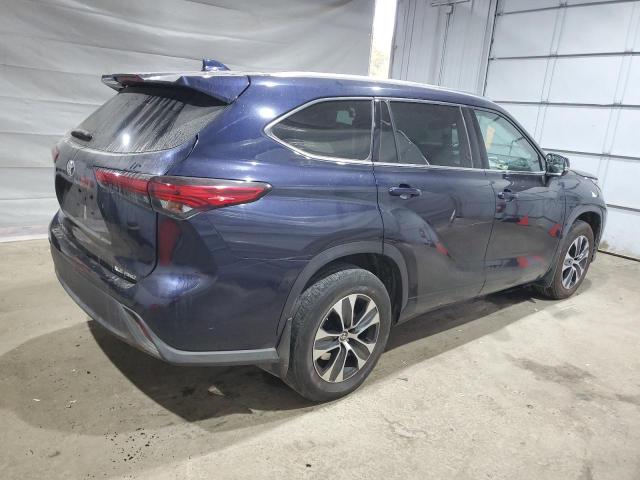 5TDGZRBH9LS018736 - 2020 TOYOTA HIGHLANDER XLE BLUE photo 3