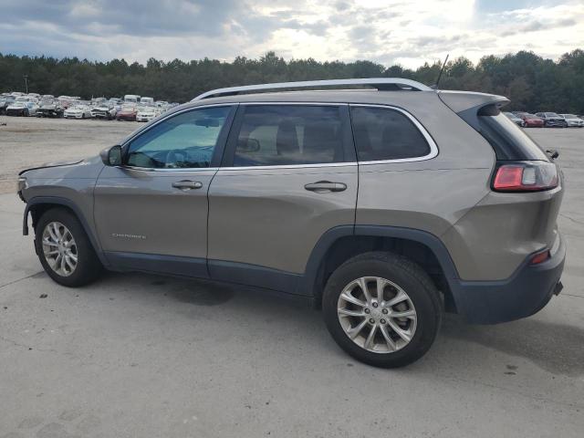 1C4PJLCB8KD148306 - 2019 JEEP CHEROKEE LATITUDE GRAY photo 2
