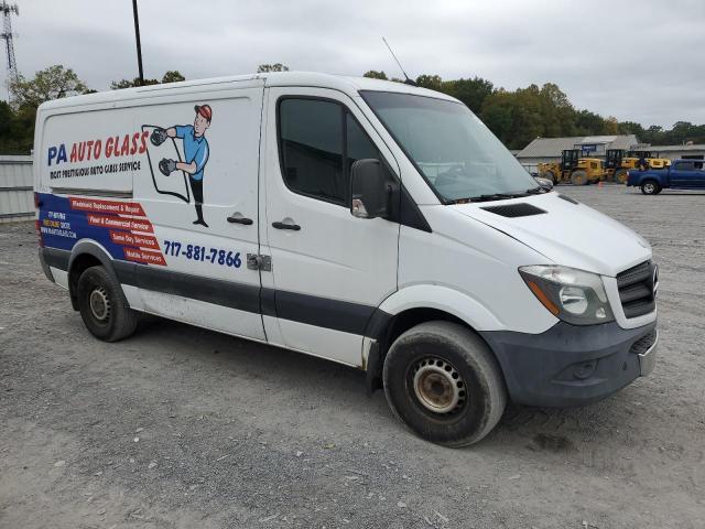 WD3PE7DC6E5899562 - 2014 MERCEDES-BENZ SPRINTER 2500 WHITE photo 4