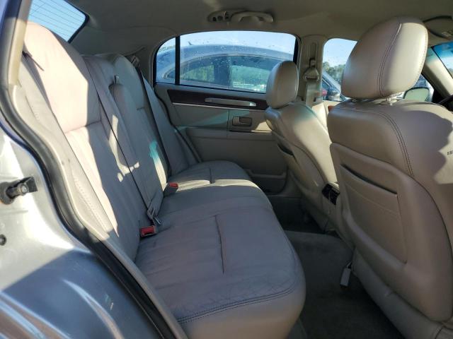 1LNHM82W13Y611776 - 2003 LINCOLN TOWN CAR SIGNATURE Күміс фото 10