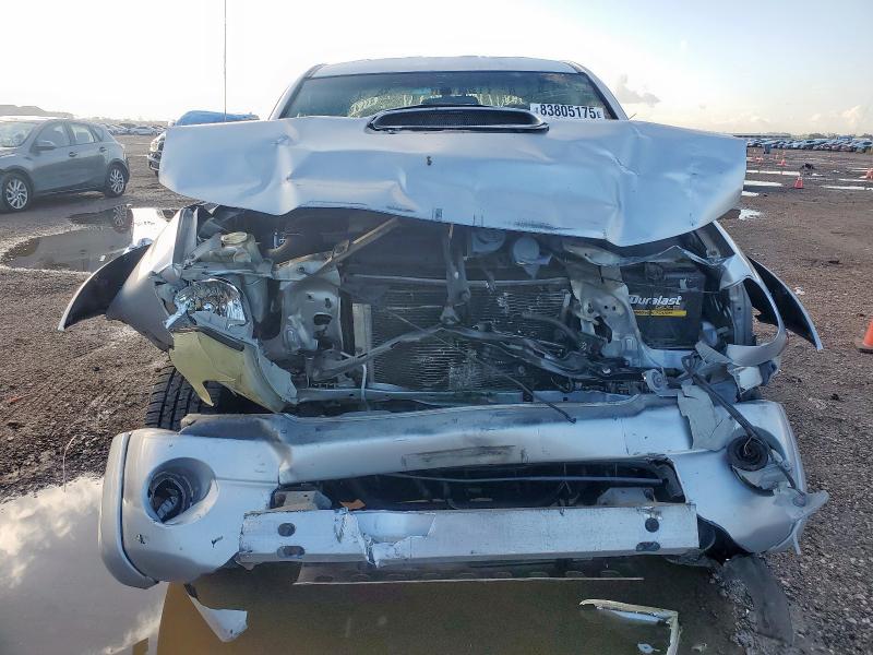 5TFJU4GN5BX003908 - 2011 TOYOTA TACOMA DOUBLE CAB PRERUNNER SILVER photo 5