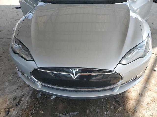 5YJSA1CN9DFP26269 - 2013 TESLA MODEL S ვერცხლისფერი ფოტო 11