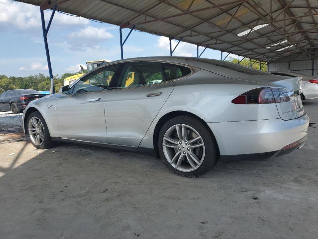 5YJSA1CN9DFP26269 - 2013 TESLA MODEL S ვერცხლისფერი ფოტო 2