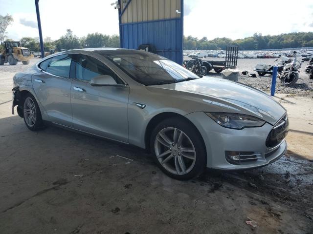 5YJSA1CN9DFP26269 - 2013 TESLA MODEL S ვერცხლისფერი ფოტო 4