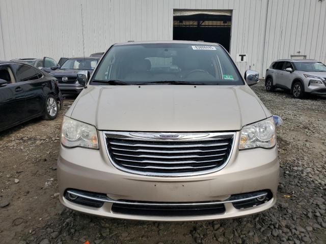 2C4RC1CG5DR511681 - 2013 CHRYSLER TOWN & COU TOURING L TAN photo 5