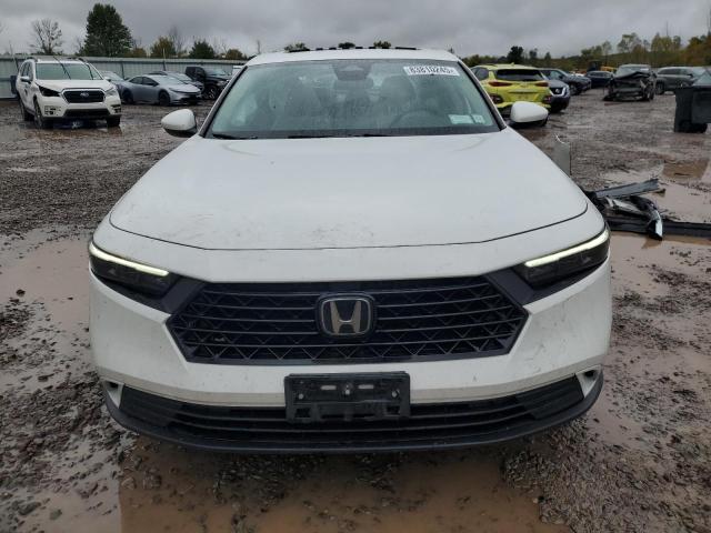 1HGCY1F30PA000860 - 2023 HONDA ACCORD EX WHITE photo 5