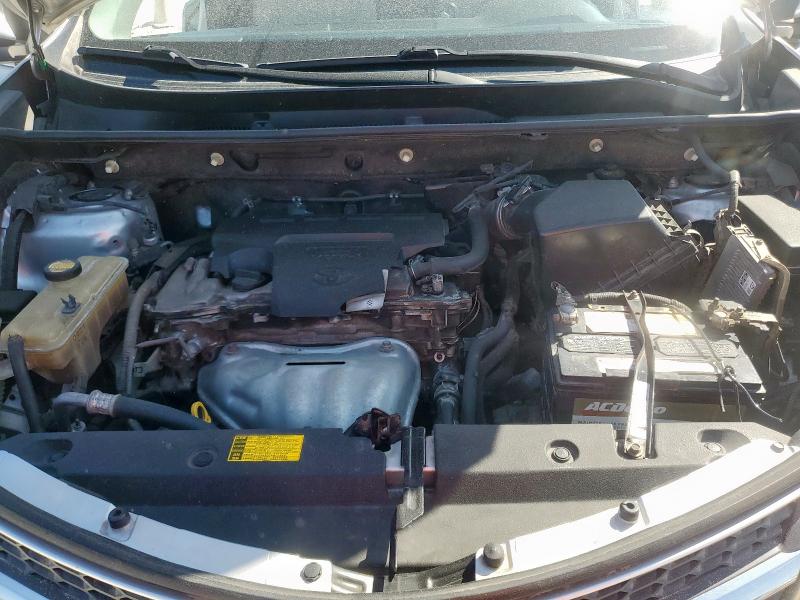 JTMWFREV8D5011161 - 2013 TOYOTA RAV4 XLE 银色 照片 12