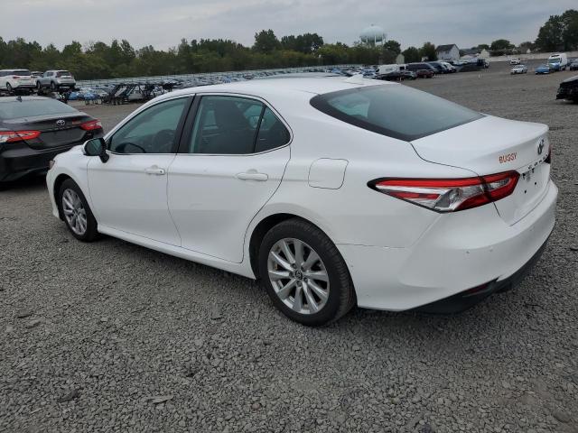 4T1B11HK6KU821466 - 2019 TOYOTA CAMRY L თეთრი ფოტო 2