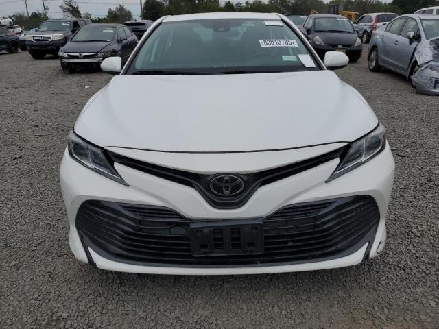 4T1B11HK6KU821466 - 2019 TOYOTA CAMRY L თეთრი ფოტო 5