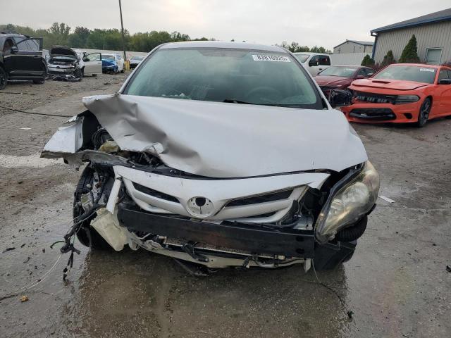 2T1BU4EEXBC580715 - 2011 TOYOTA COROLLA BASE ვერცხლისფერი ფოტო 5