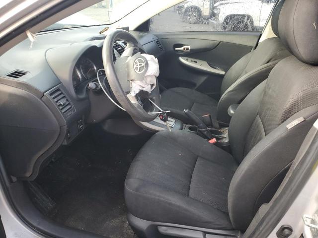 2T1BU4EEXBC580715 - 2011 TOYOTA COROLLA BASE ვერცხლისფერი ფოტო 7