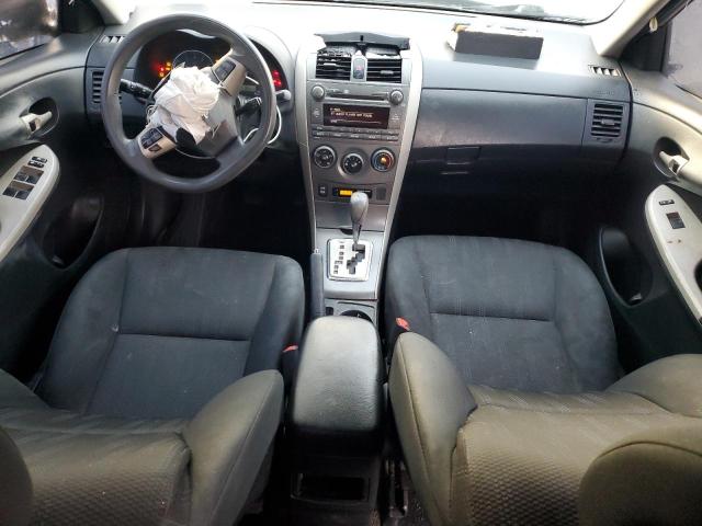 2T1BU4EEXBC580715 - 2011 TOYOTA COROLLA BASE ვერცხლისფერი ფოტო 8