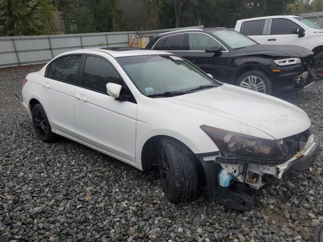 1HGCP2F89BA095027 - 2011 HONDA ACCORD EXL Weiß Foto 4