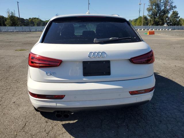 WA1HCCFS7JR025215 - 2018 AUDI Q3 PREMIUM PLUS Biały zdjęcie 6