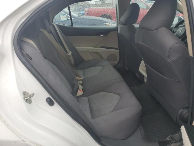 4T1B11HK7KU815577 - 2019 TOYOTA CAMRY L თეთრი ფოტო 10