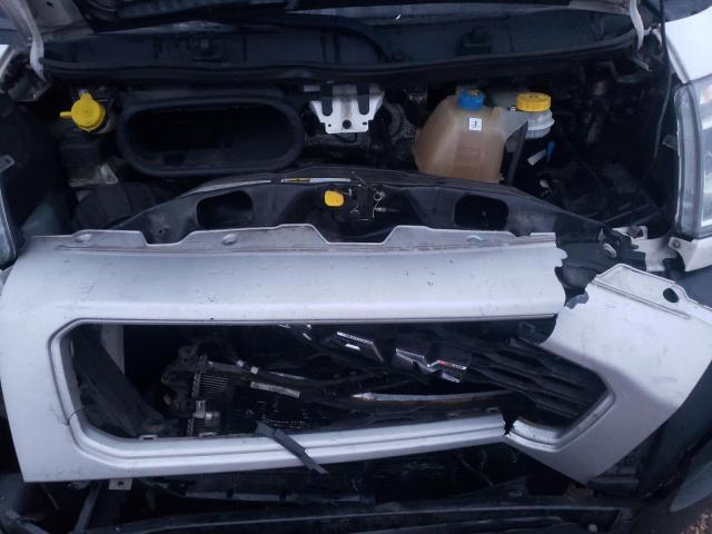 3C6TRVAG4KE509053 - 2019 RAM PROMASTER 1500 STANDARD WHITE photo 12