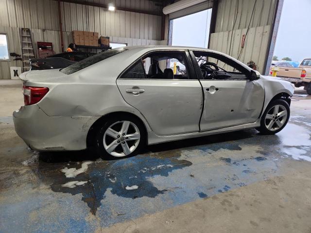 4T1BF1FK4DU236196 - 2013 TOYOTA CAMRY L SILVER photo 3