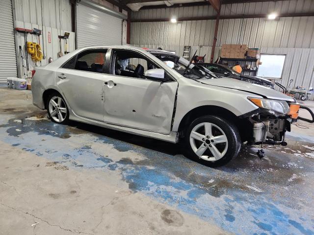 4T1BF1FK4DU236196 - 2013 TOYOTA CAMRY L SILVER photo 4