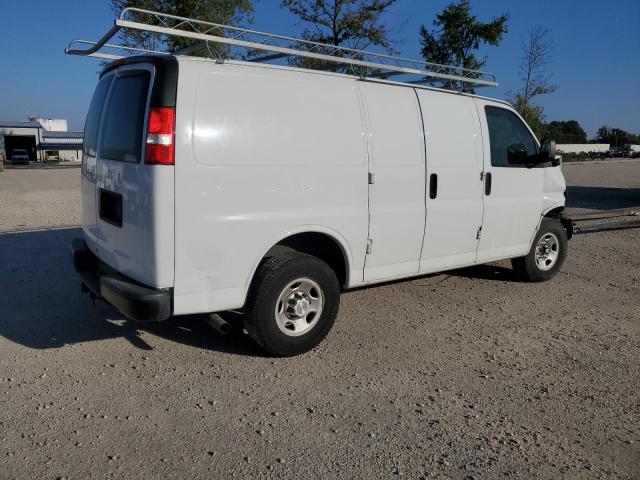 1GCWGAFG9J1339867 - 2018 CHEVROLET EXPRESS G2500 白色 照片 3