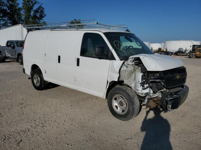 1GCWGAFG9J1339867 - 2018 CHEVROLET EXPRESS G2500 白色 照片 4