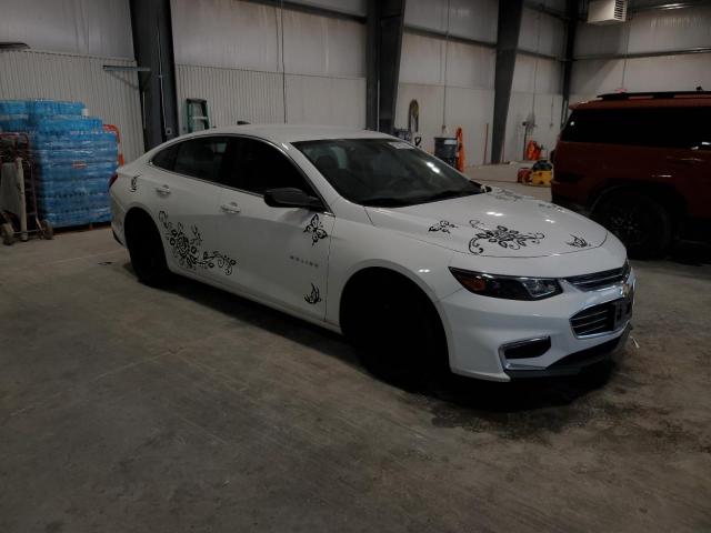 1G1ZB5ST6HF204812 - 2017 CHEVROLET MALIBU LS Beyaz fotoğraf 4