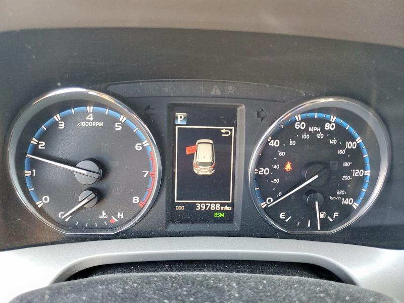 2T3YFREV9JW429368 - 2018 TOYOTA RAV4 LIMITED მუქწითელი ფოტო 9