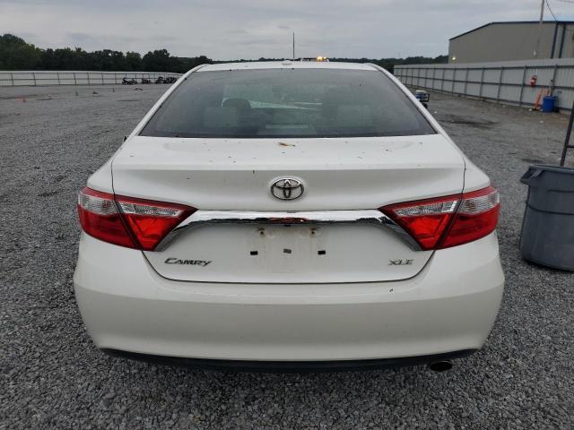 4T1BF1FK6GU581394 - 2016 TOYOTA CAMRY LE 白色 照片 10