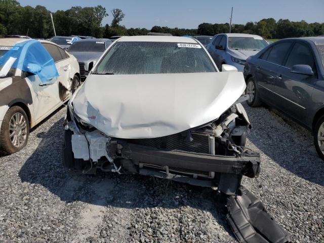 4T1BF1FK6GU581394 - 2016 TOYOTA CAMRY LE 白色 照片 9