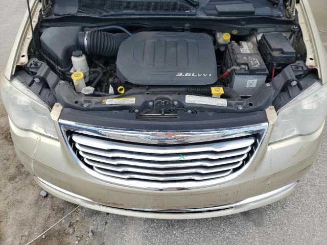 2A4RR8DG1BR676785 - 2011 CHRYSLER TOWN & COU TOURING L GOLD photo 12