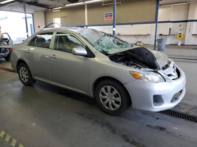2T1BU4EE7DC091773 - 2013 TOYOTA COROLLA BASE SILVER photo 4