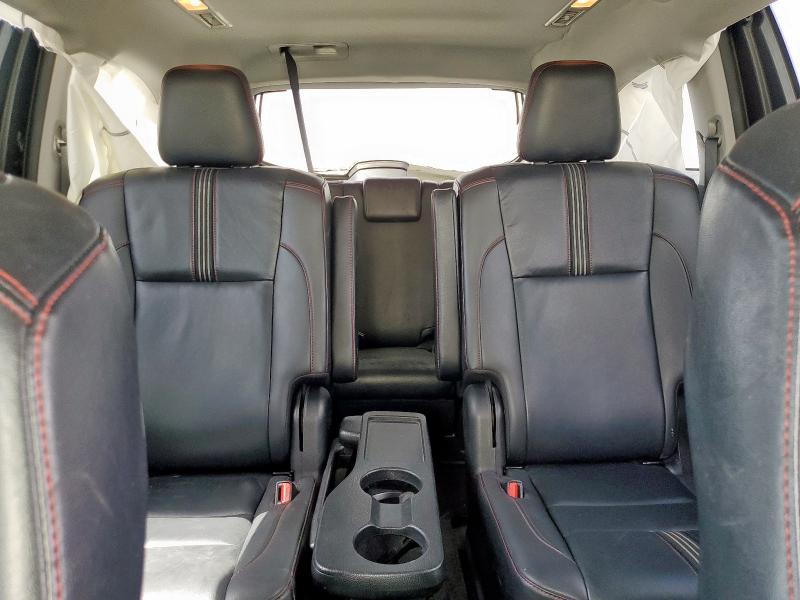 5TDKZRFH9KS354552 - 2019 TOYOTA HIGHLANDER SE Biały zdjęcie 10