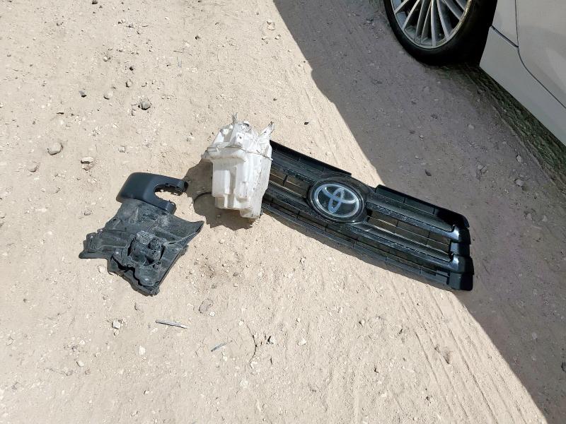 5TDKZRFH9KS354552 - 2019 TOYOTA HIGHLANDER SE Biały zdjęcie 13