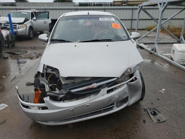 KL1TG56606B652011 - 2006 CHEVROLET AVEO LT Күміс фото 5